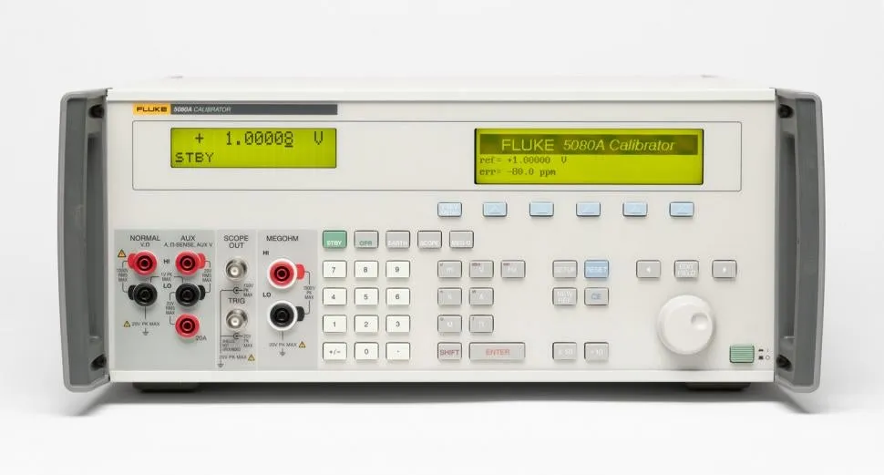 Fluke 5080A Multi-productkalibrator