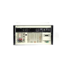 Fluke Calibration 5100B AC/DC-kalibreerder