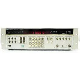 Keysight 3325A synthetizer/functiegenerator