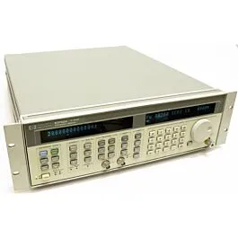 Keysight 83752A Gesynthetiseerde Sweep Signaalgenerator