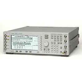 Keysight E4438C-503 Vector Signaal Generator
