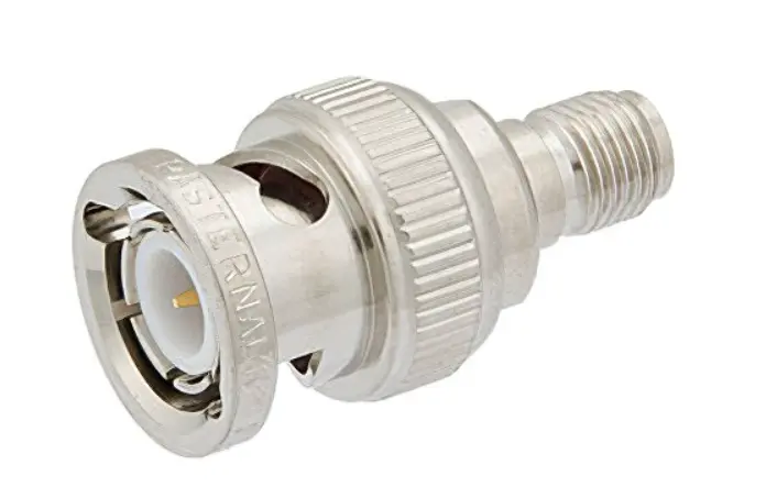 Pasternack PE9073 SMA Sokkel naar BNC Stekker Adapter