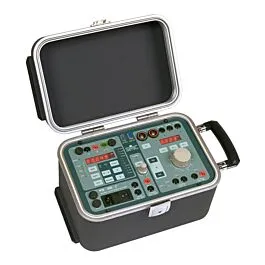 SMC PTE-100-C Eenfase AC/DC Relaistoetsset