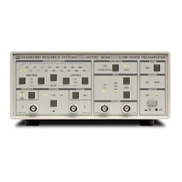 Stanford Research Systems SR560 laaggeluid spanningspreamplifier