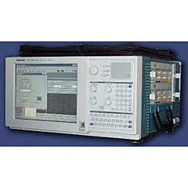 Tektronix TLA 704 logische analyser mainframe